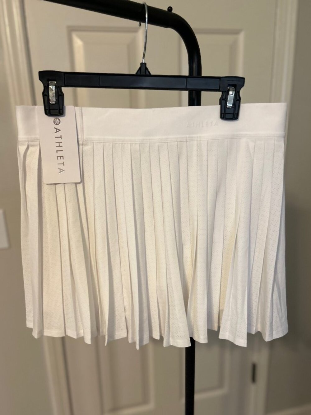 Athleta White Pleated Mini Skirt Size Large NWT Tennis Pickleball
